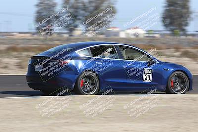 media/Nov-08-2025-Speed Ventures (Sat) [[1c7a6332f5]]/TC B/Session 2 (Turn 2)/